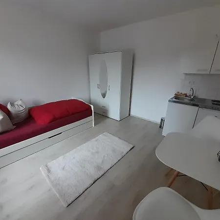 Miniapartment Mit Aussenliegendem Bad