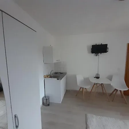 Miniapartment Mit Aussenliegendem Bad * 多特蒙德